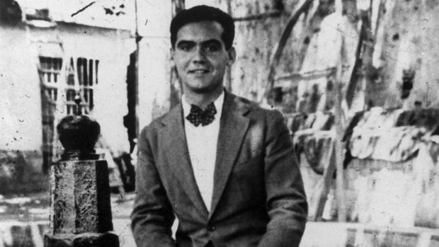 Federico Garcia Lorca Before The Dawn Federico Garcia Lorca